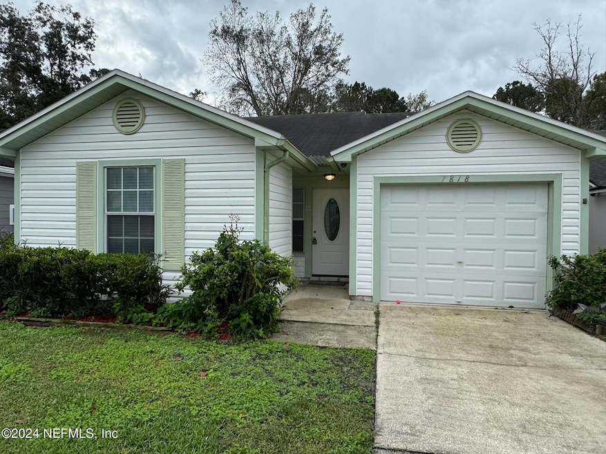 7818 Aquarius Cir S, Jacksonville, FL 32216 - photo 1