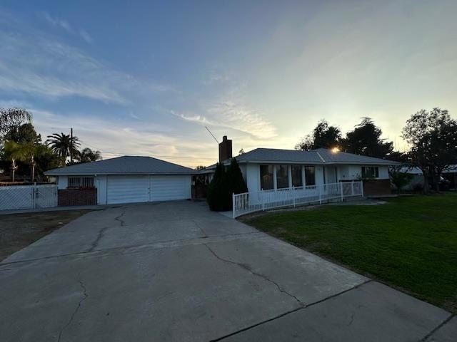 4984 E Belmont Ave, Fresno, CA 93727 - photo 1