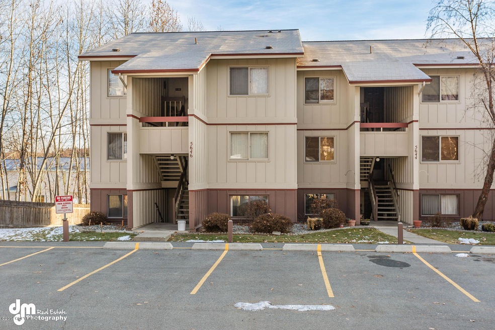 005-Exterior  Front