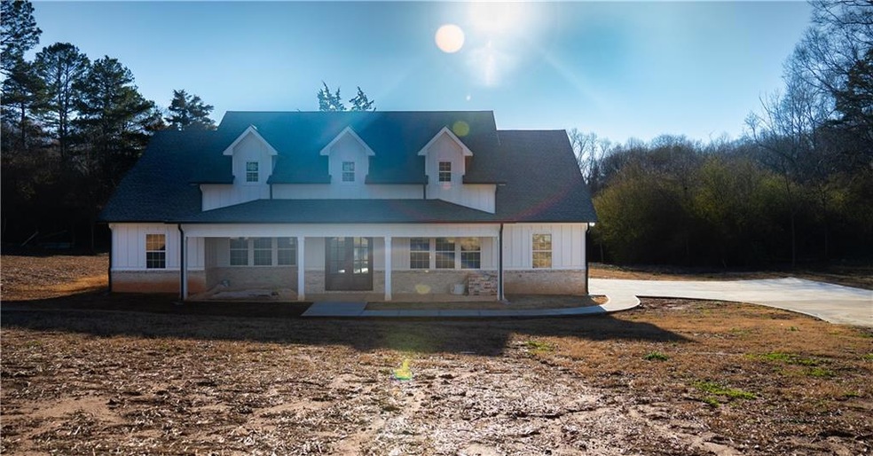 2305 Old State Rd, Pendergrass, GA 30567 - photo 1