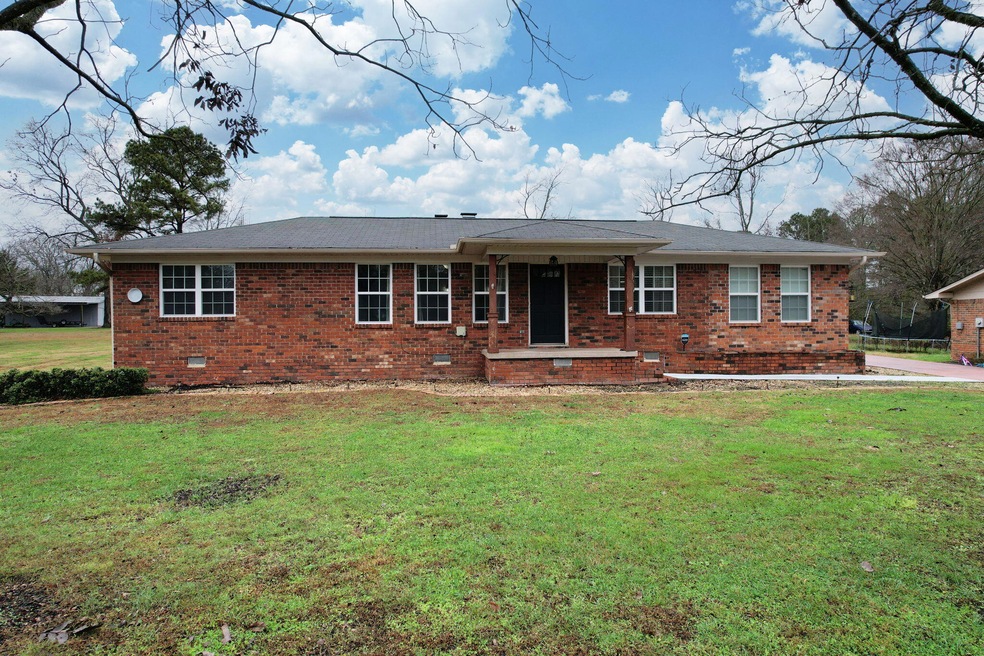 For Sale $369,900 • Co-Listing Agent