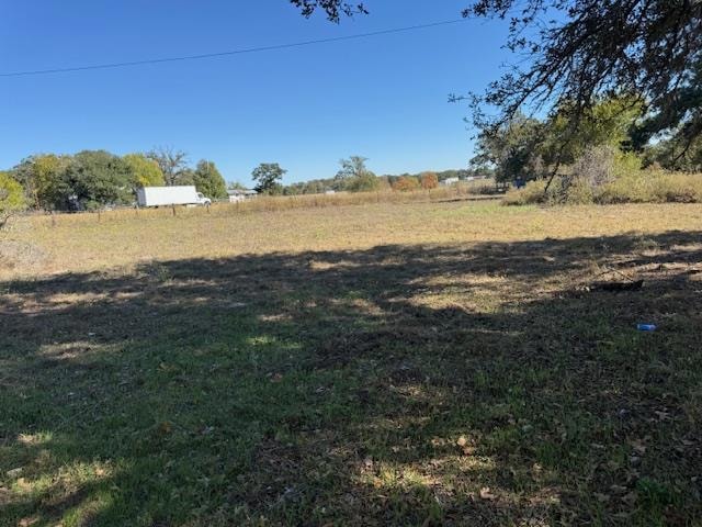 1420 E Cameron Ave, Rockdale, TX 76567 - photo 1