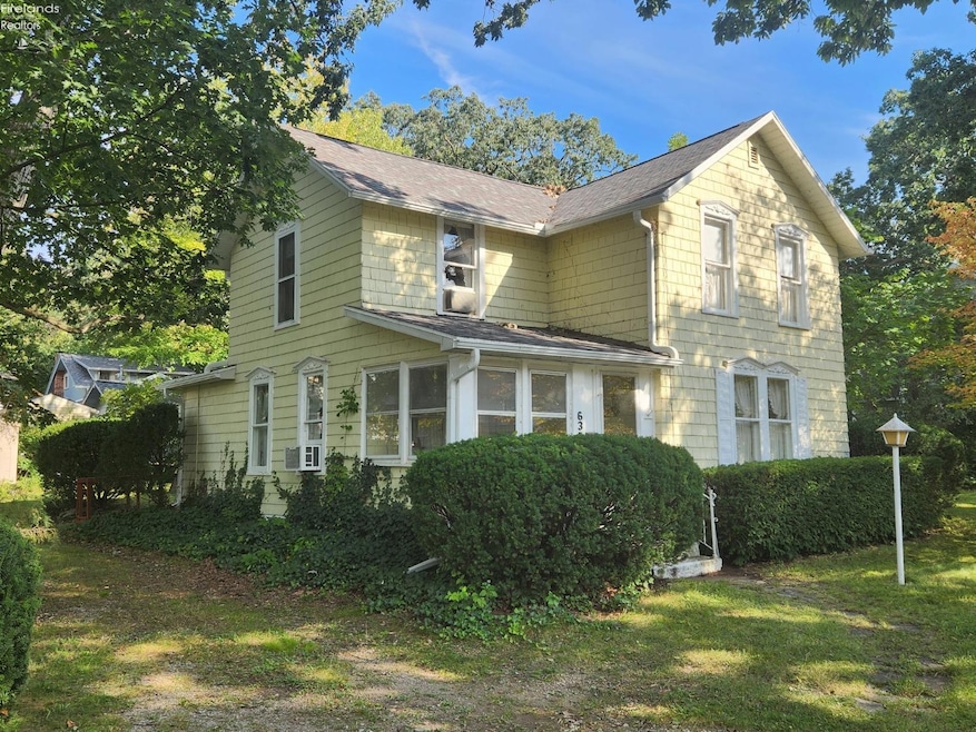 Under Contract $599,000
