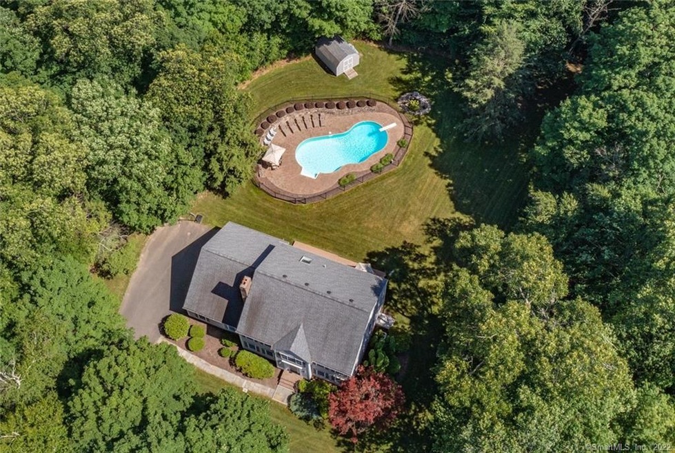 160 Patriot Rd, Southbury, CT 06488 - photo 1