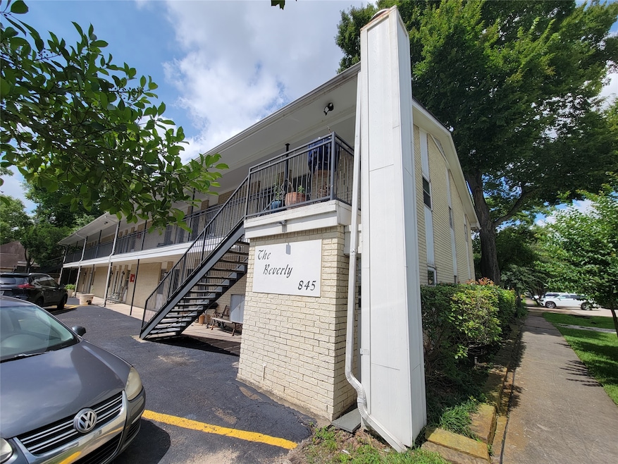 For Rent $1,075/month