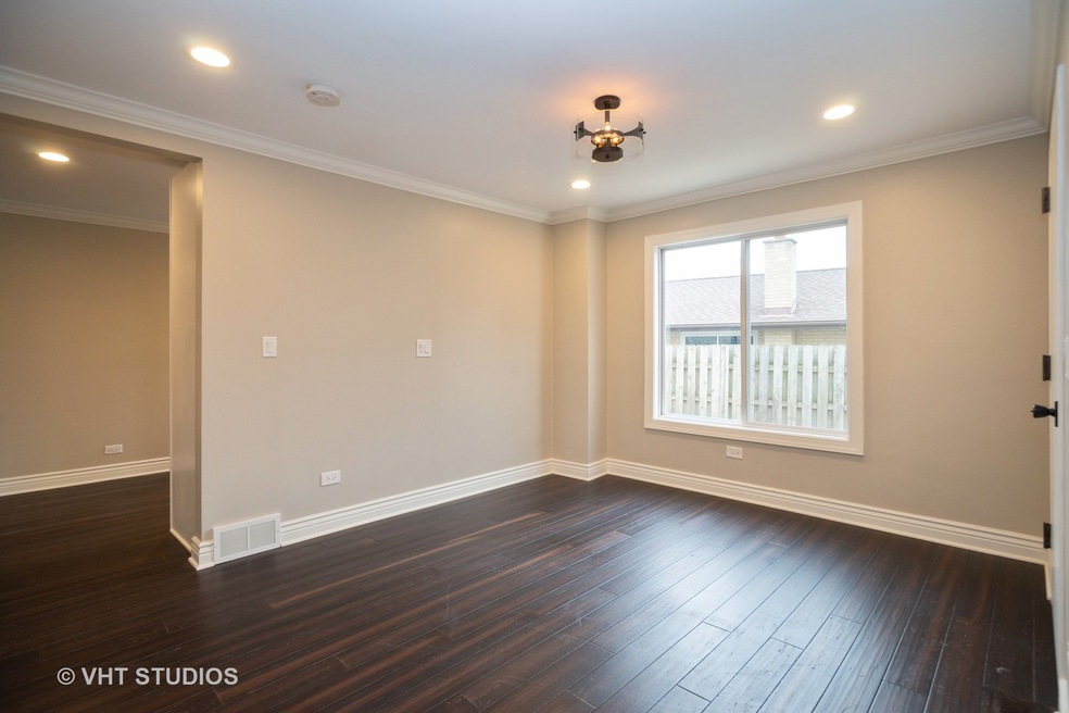 4405 Sycamore Ln, Rolling Meadows, IL 60008 - photo 1