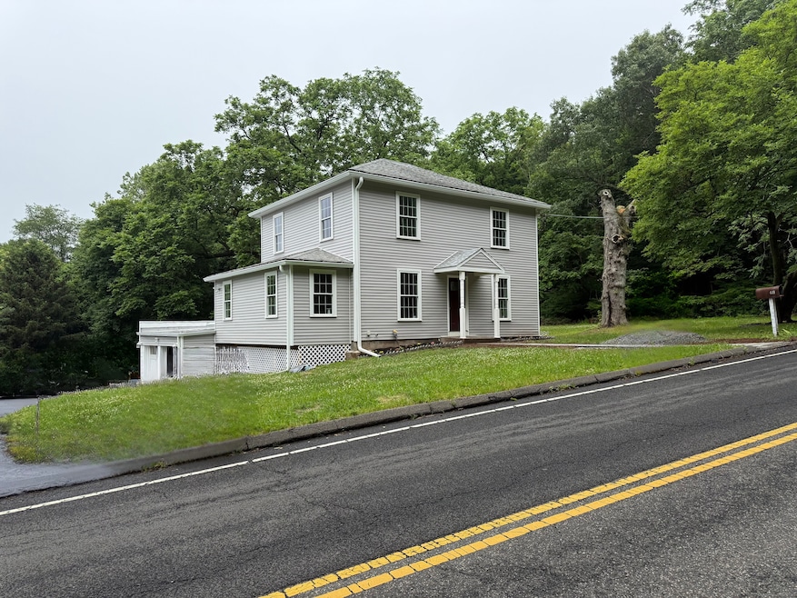 Under Contract $439,000 • Co-Listing Agent