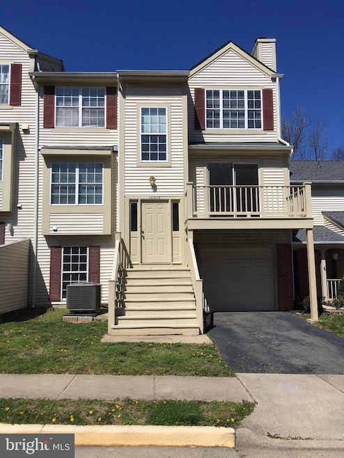 10216 Faire Commons Ct, Burke, VA 22015 - photo 1