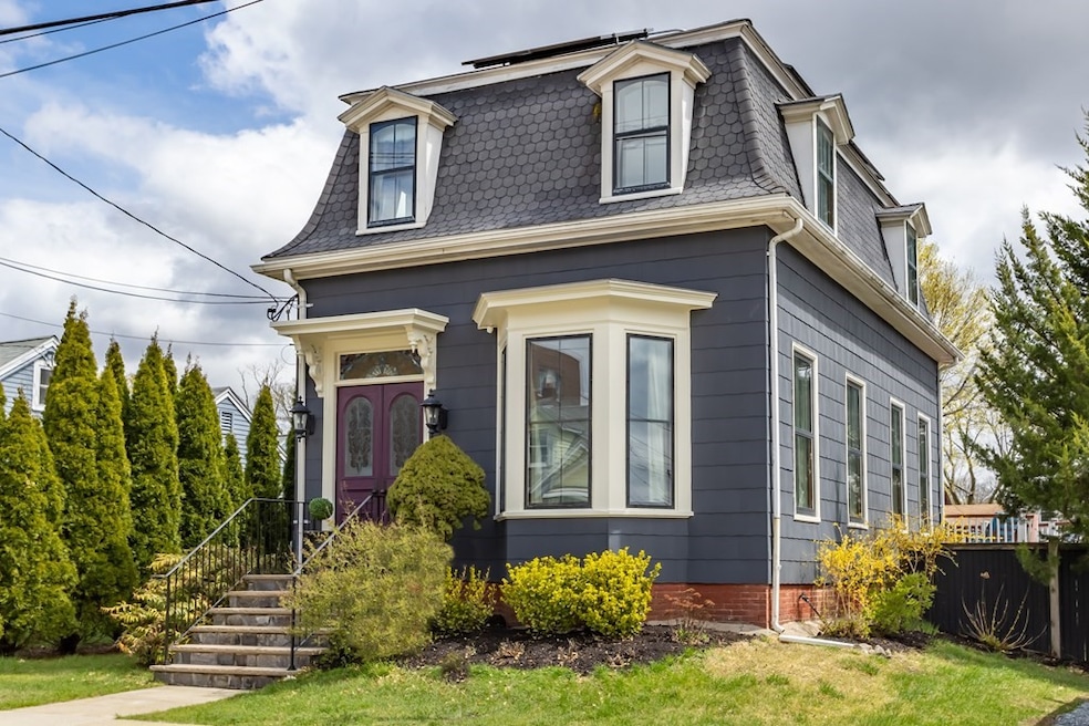 Sold $1,400,000 • Co-Listing Agent