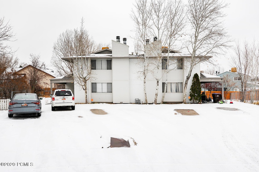 7684 S 455 E Midvale UT 84047-large-005-