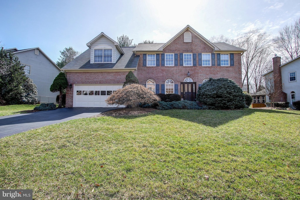 12723 Heatherford Place, Fairfax, VA 22030 - photo 1