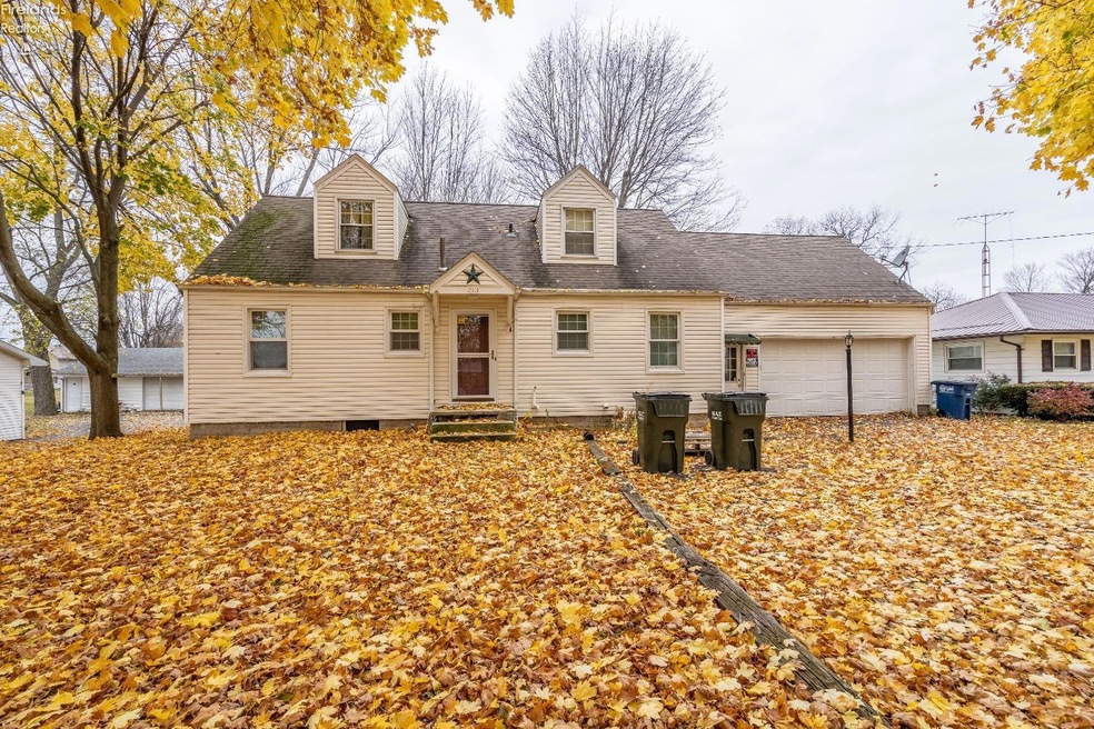 213 Ruch St, Luckey, OH 43443 - photo 1