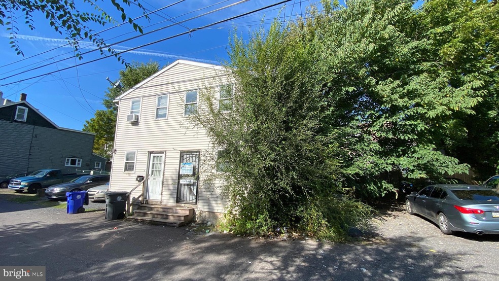 359 Union Aly, Pottstown, PA 19464 - photo 1