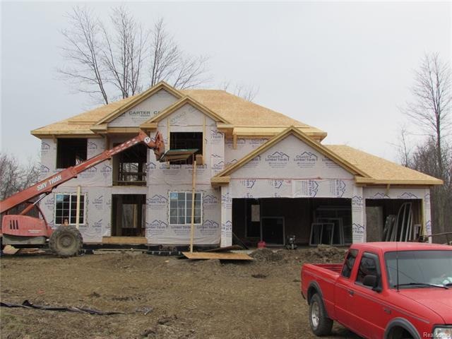 24045 Woodruff Rd, Flat Rock, MI 48134 - photo 1