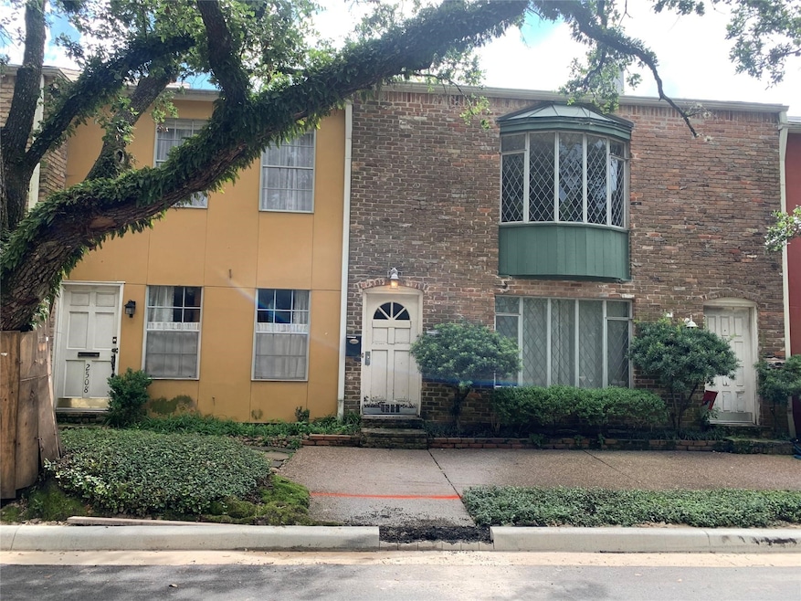 2500 Ridgewood St unit B, Houston, TX 77006 - photo 1