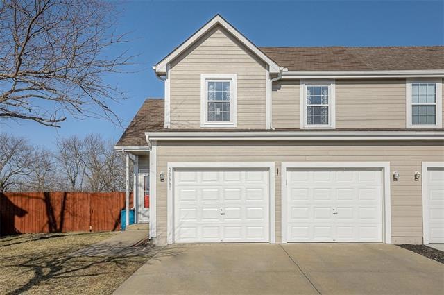 21660 S Main St, Spring Hill, KS 66083 - photo 1