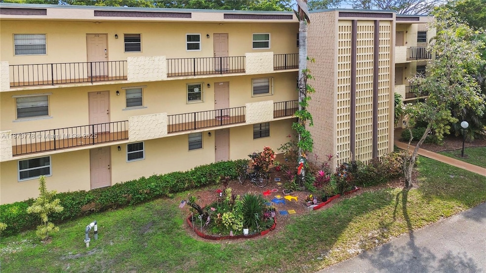 For Sale $124,900 • Co-Listing Agent