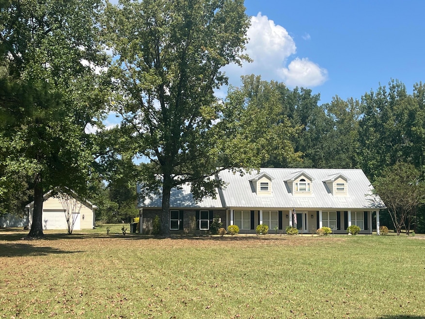 4595 Barton Ferry Rd, West Point, MS 39773 - photo 1