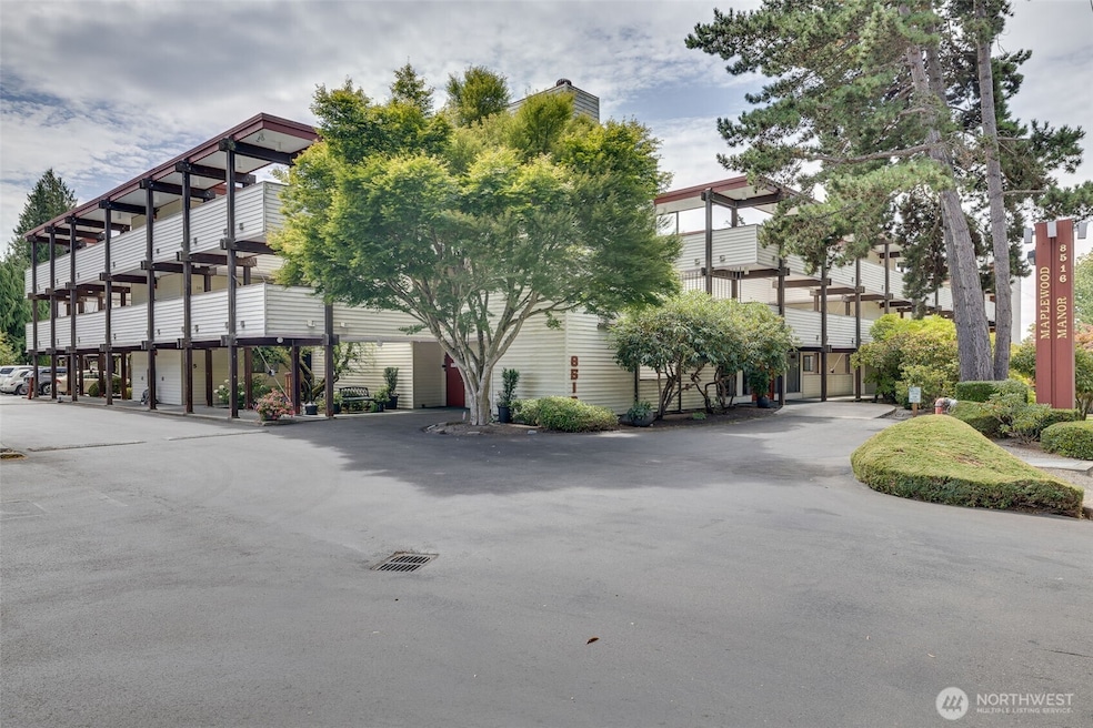 For Sale $425,000 • Co-Listing Agent