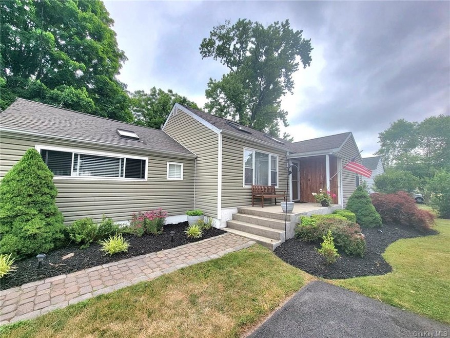 140 E Main St, Washingtonville, NY 10992 - photo 1