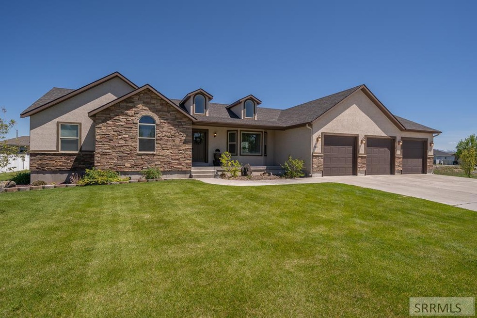 2880 N von Elm Dr, Blackfoot, ID 83221 - photo 1