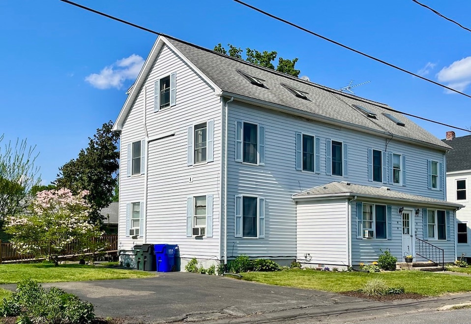 19 Mount Tom Ave unit 3, Easthampton, MA 01027 - photo 1