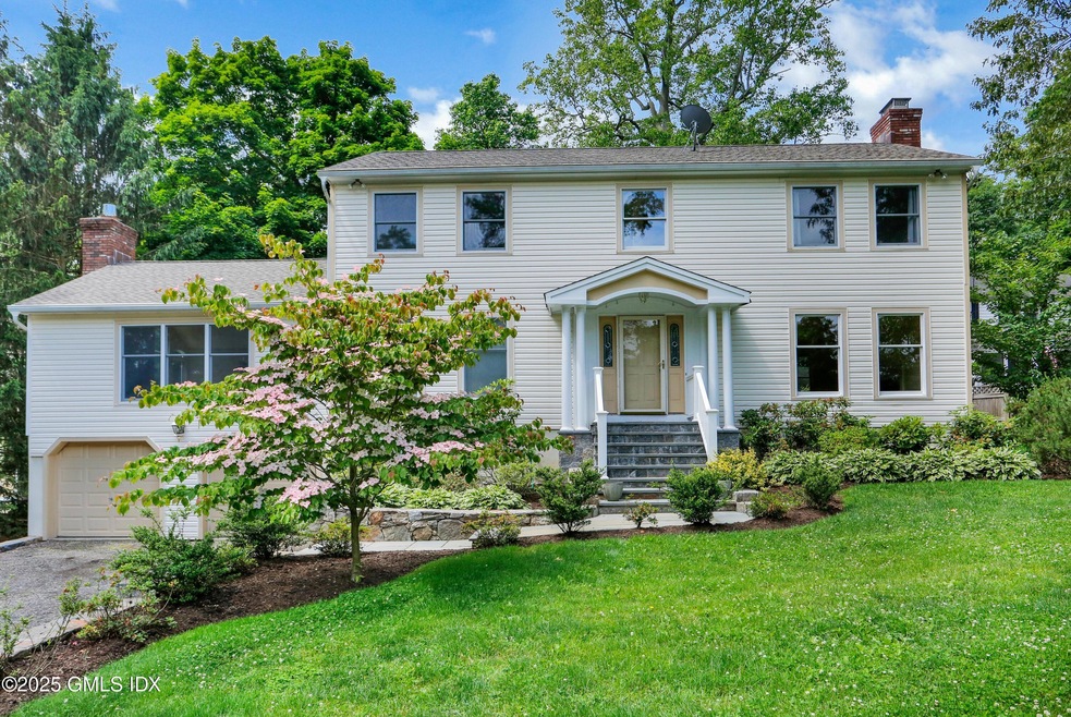 6 Coventry Ln, Riverside, CT 06878 - photo 1