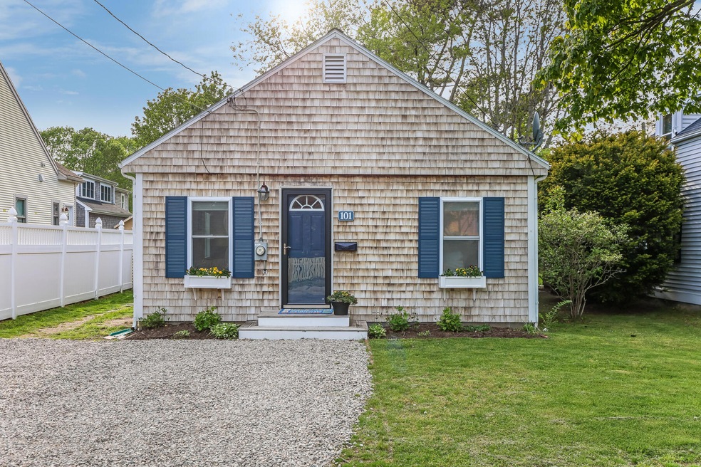 101 King St, Falmouth, MA 02540 - photo 1