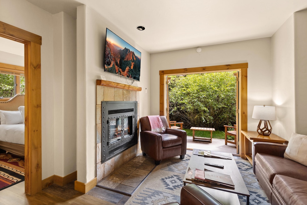 For Sale $1,035,000 • Co-Listing Agent