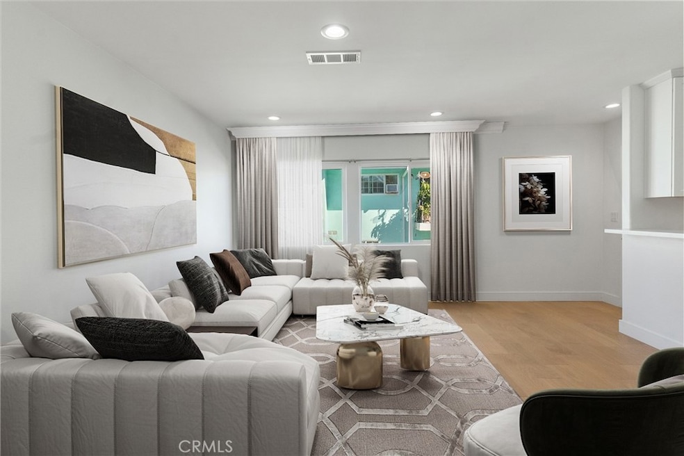 For Rent $1,900/month