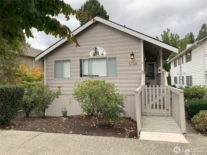 5229 Fauntleroy Way SW, Seattle, WA 98136 - photo 1