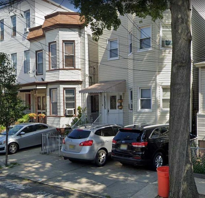 312 26th St, Union City, NJ 07087 - photo 1