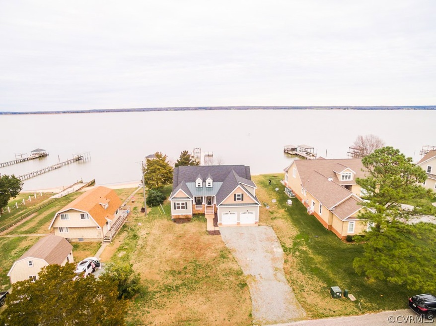 3306 Grandview Dr, Dunnsville, VA 22454 - photo 1