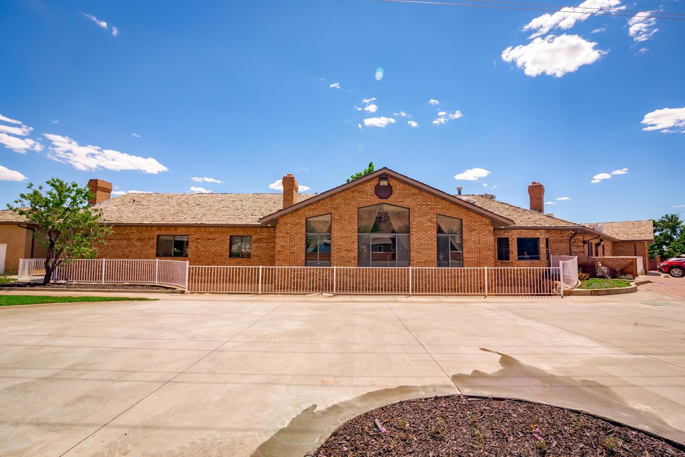 985 W Utah Ave