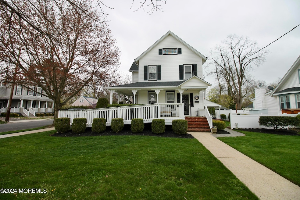 Sold $555,000 • Co-Listing Agent