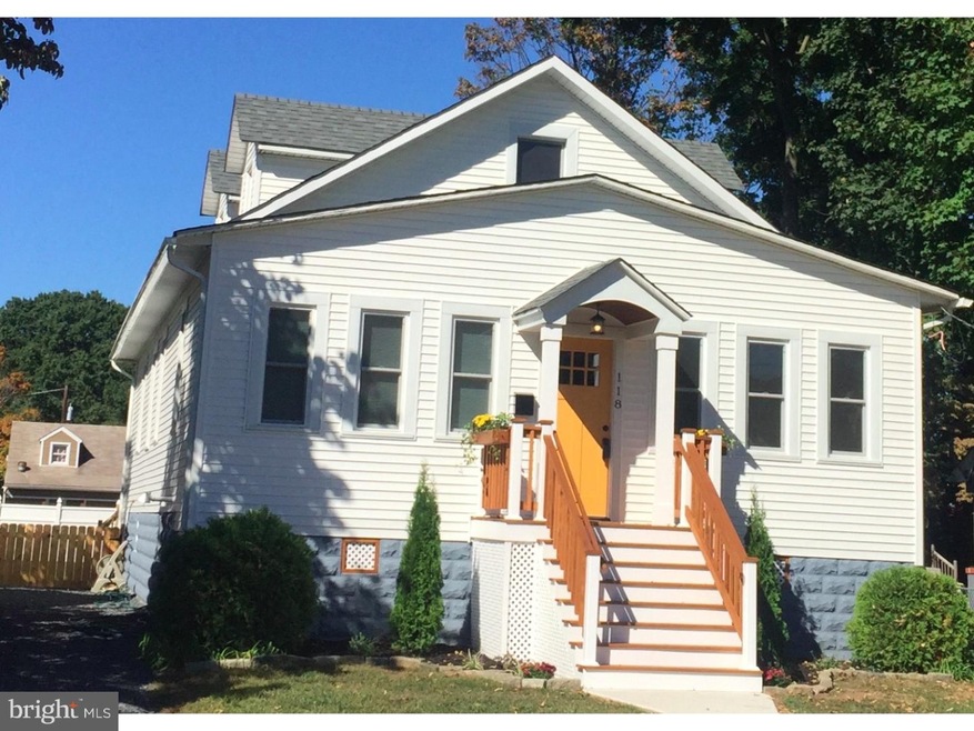 118 S Lippincott Ave, Maple Shade, NJ 08052 - photo 1