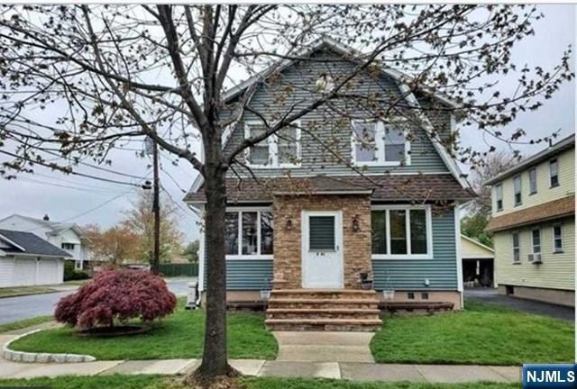 For Rent $2,650/month • Co-Listing Agent