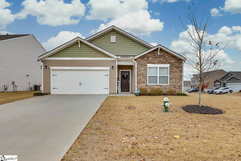 235 Light Spring Rd, Powdersville, SC 29642 - photo 1