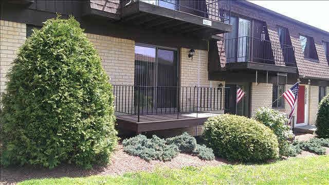 803 Cherry Hill Dr unit 1, Poughkeepsie, NY 12603 - photo 1