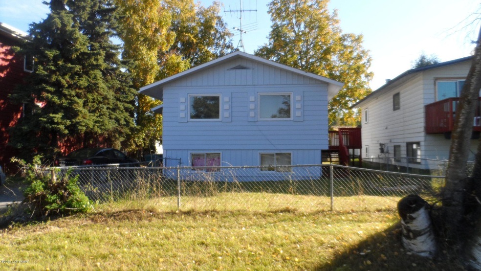 4107 Garfield St unit A, Anchorage, AK 99503 - photo 1