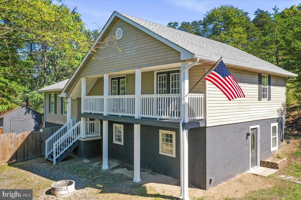 72 Pioneer Ln, Berkeley Springs, WV 25411 - photo 1