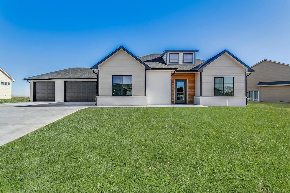 Pending $369,900