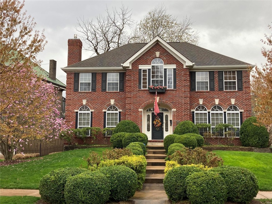 Welcome to 3005 Hawthorne Blvd. in the beautiful C