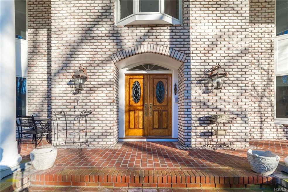 7 Banks Hill Rd, Pleasantville, NY 10570 - photo 1