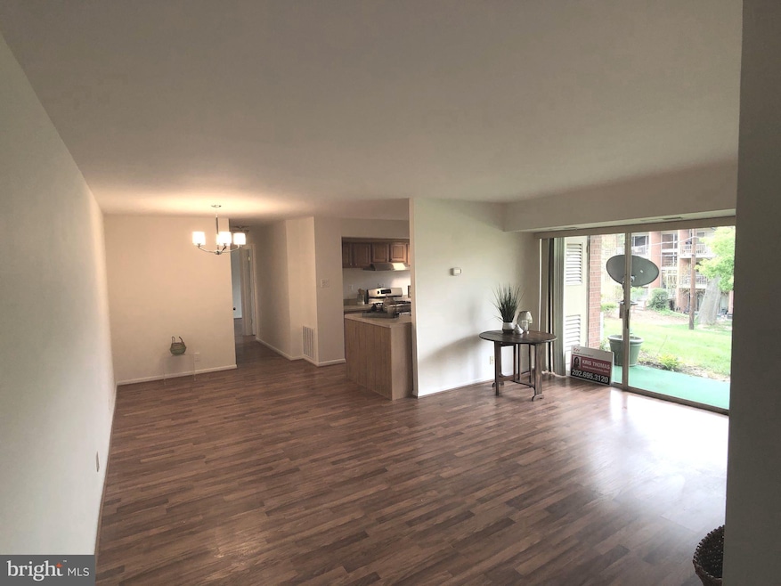 3706 N Rosser St unit T2, Alexandria, VA 22311 - photo 1