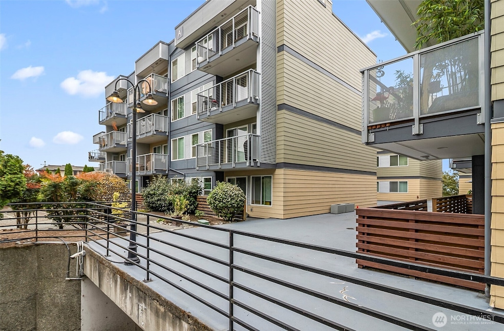 Harwood unit A304, Seattle, WA 98144 - photo 1