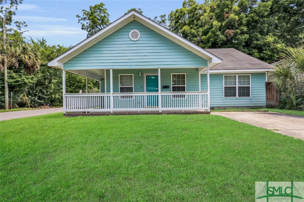 1202 E Waldburg St, Savannah, GA 31404 - photo 1