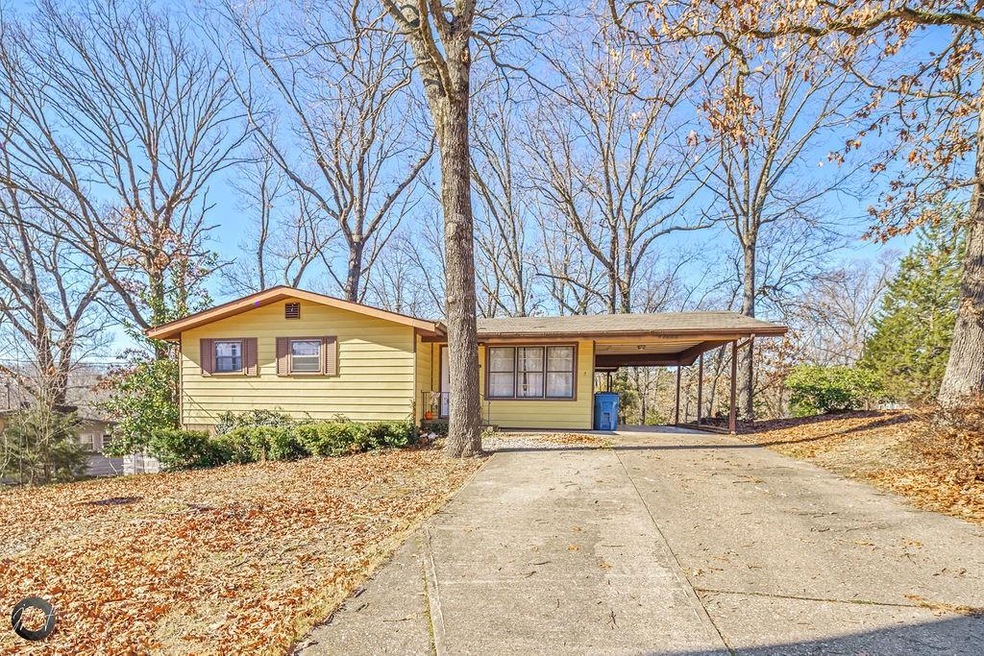 7 Gwaltney Cir, Bella Vista, AR 72715 - photo 1