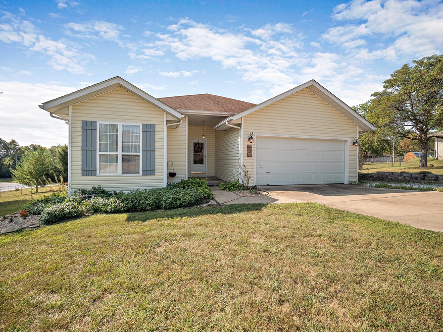 809 N 41st St, Nixa, MO 65714 - photo 1