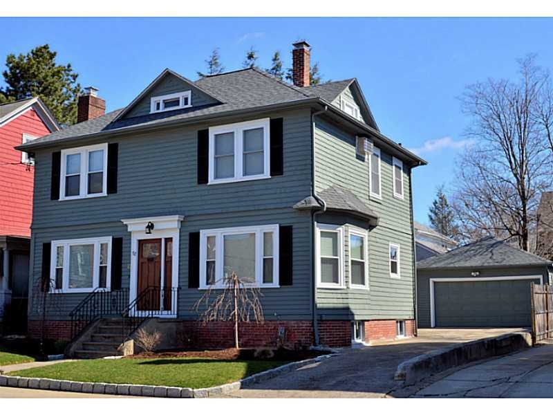 52 Roberta Ave, Pawtucket, RI 02860 - photo 1